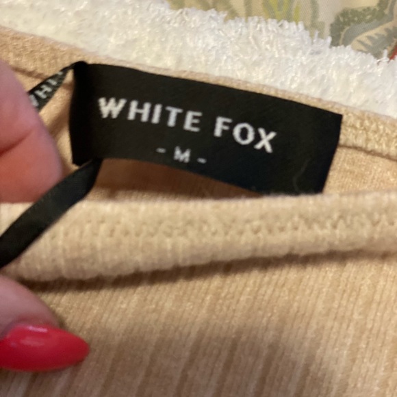 Women’s White Fox ribbed maxi skirt in Oatmeal. Size medium. Worn one time. - Picture 12 of 12